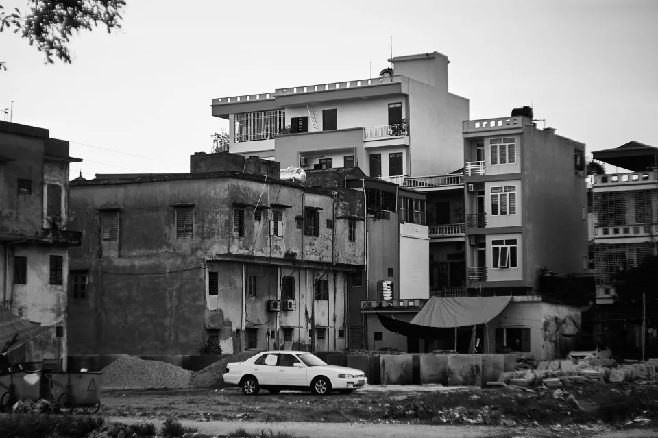Căn khách hỏi nhiều